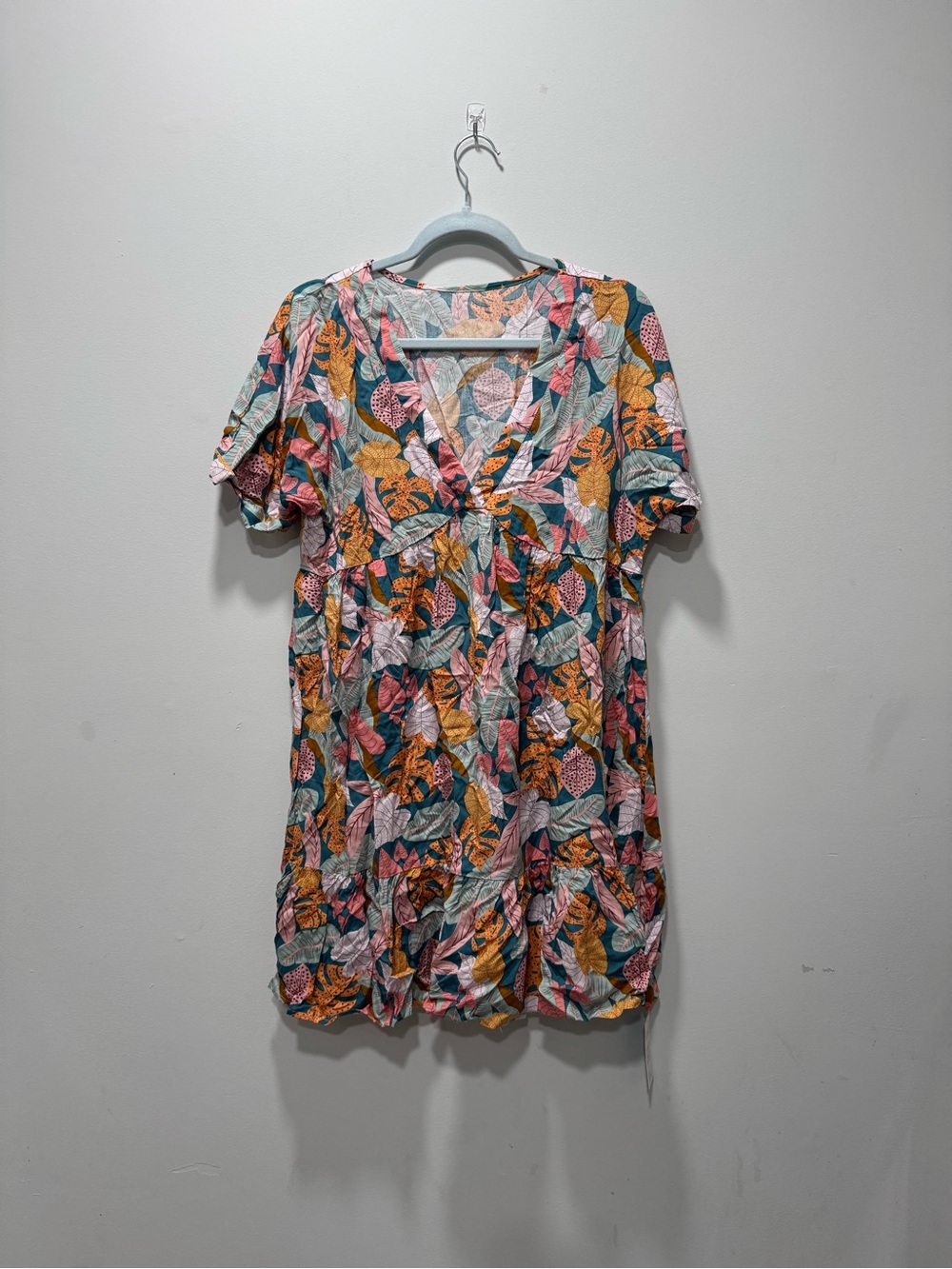 V-Neck Floral Short Sleeve Tunic in Pink, Teal & Mustard